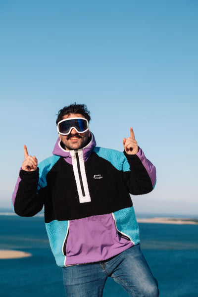 Retro Polar Fleece in Violet Voltage