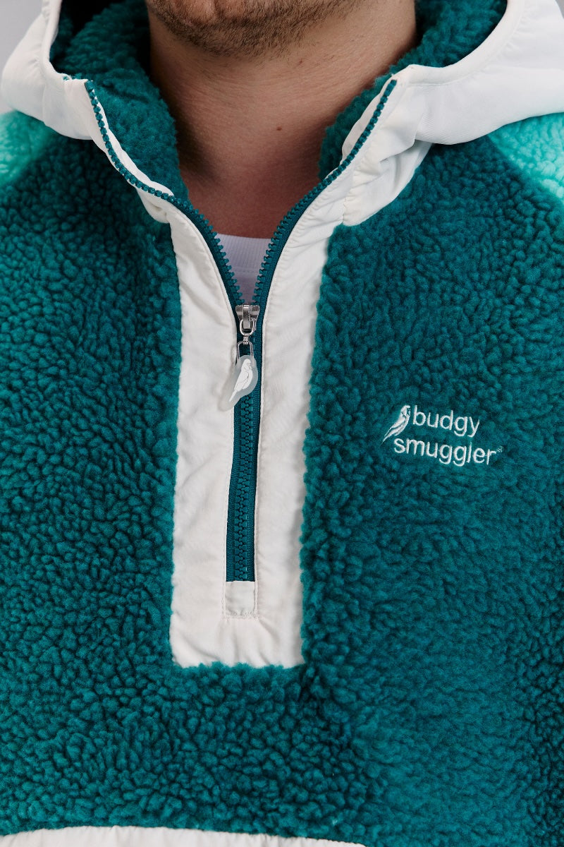 Retro Polar Fleece in Salt and Sea Foam