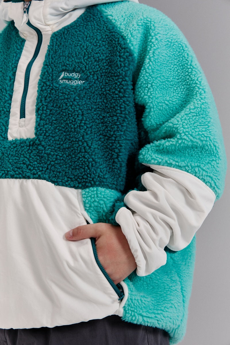 Retro Polar Fleece in Salt and Sea Foam