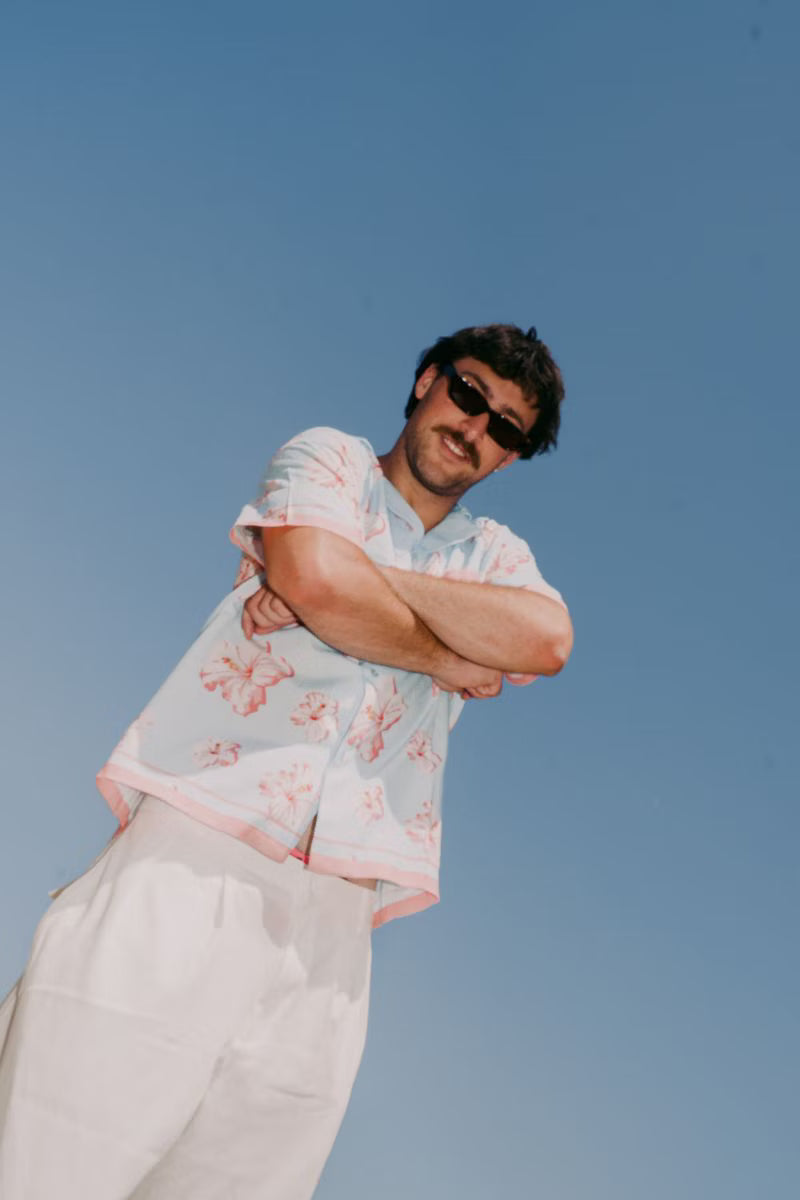 Party Shirt in Maui Flowie