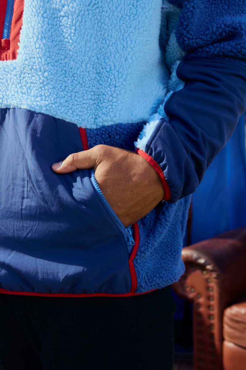Retro Polar Fleece in Waratahs
